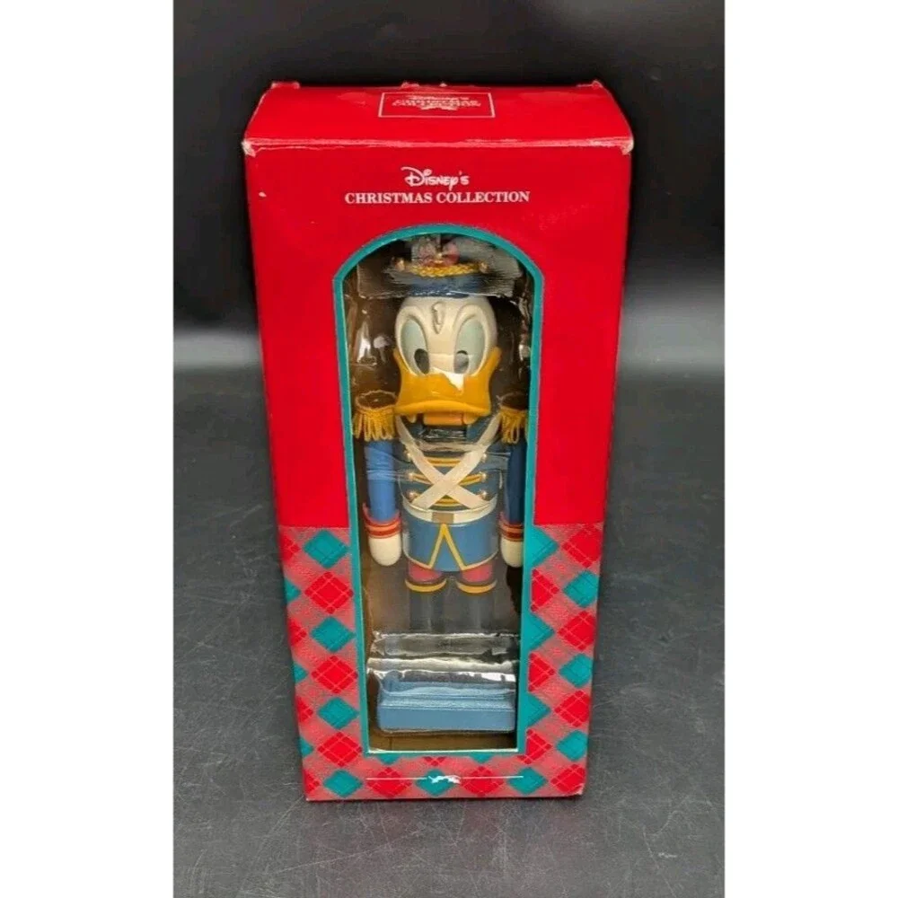 Disney Donald Duck Nutcracker Soldier Wooden Figurine Christmas Holiday Decor